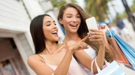 Compras por Redes Sociais: Como Isso Está Mudando o Comportamento Econômico do Consumidor